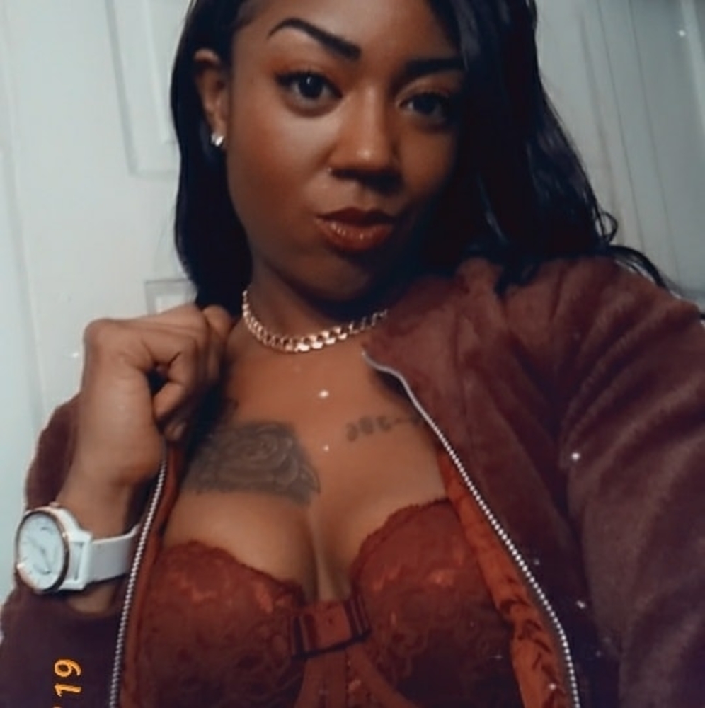 Meet your Posher, Shericka